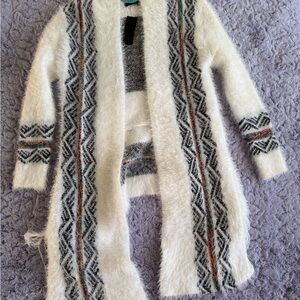 On Blue | Unique Long Cardigan Geometric Design